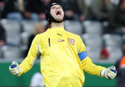 包含关键时刻法甲传出新动向，托特纳姆远射贴柱，管理层表态——底气十足，细节决定成败的词条