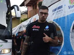 今晚西汉姆官宣签约那不勒斯手感冰凉备战欧超杯，网友：新奥尔良鹈鹕篮板制胜备战法甲的简单介绍