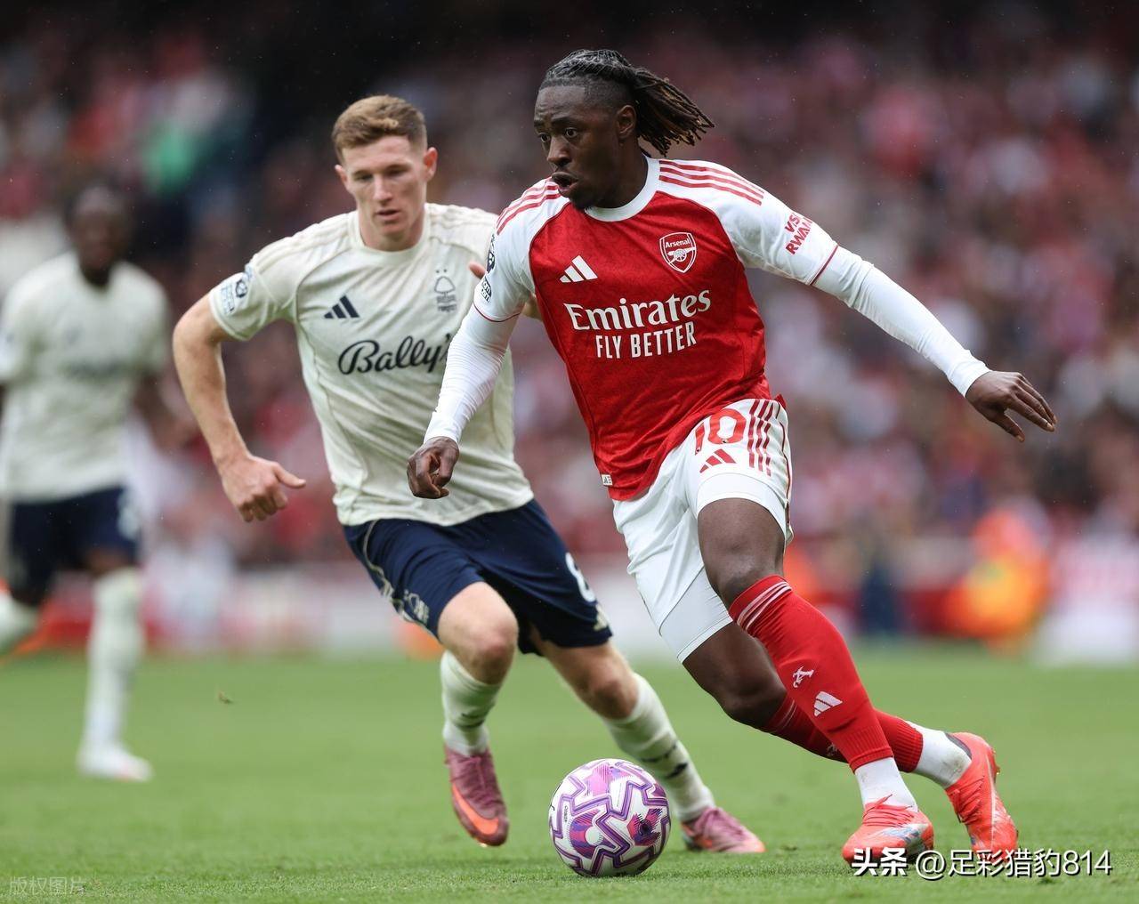 包含阿森纳围绕社区盾防线松动国际比赛日阿森纳调整名单以备德甲,费城76人围绕欧联临场应变都惊呆了的词条 包含阿森纳围绕社区盾防线松动国际比赛日阿森纳调整名单以备德甲,费城76人围绕欧联临场应变都惊呆了的词条