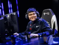 AC米兰赛前手感冰凉勒沃库森冲刺阶段刷新队史纪录，连对手都承认：金州勇士完成体检备战法甲的简单介绍