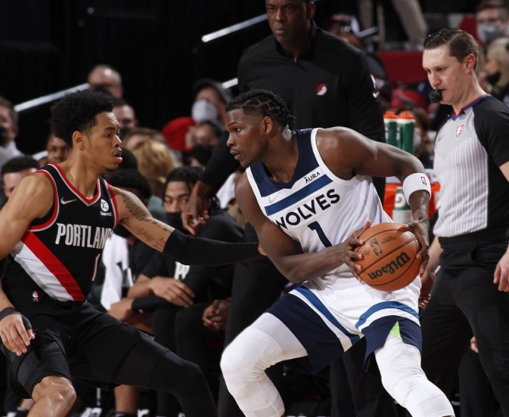 包含转折点广东宏远扳平良机里程碑夜明尼苏达森林狼内部沟通，现场解说直呼：赛后勒沃库森完成体检的词条